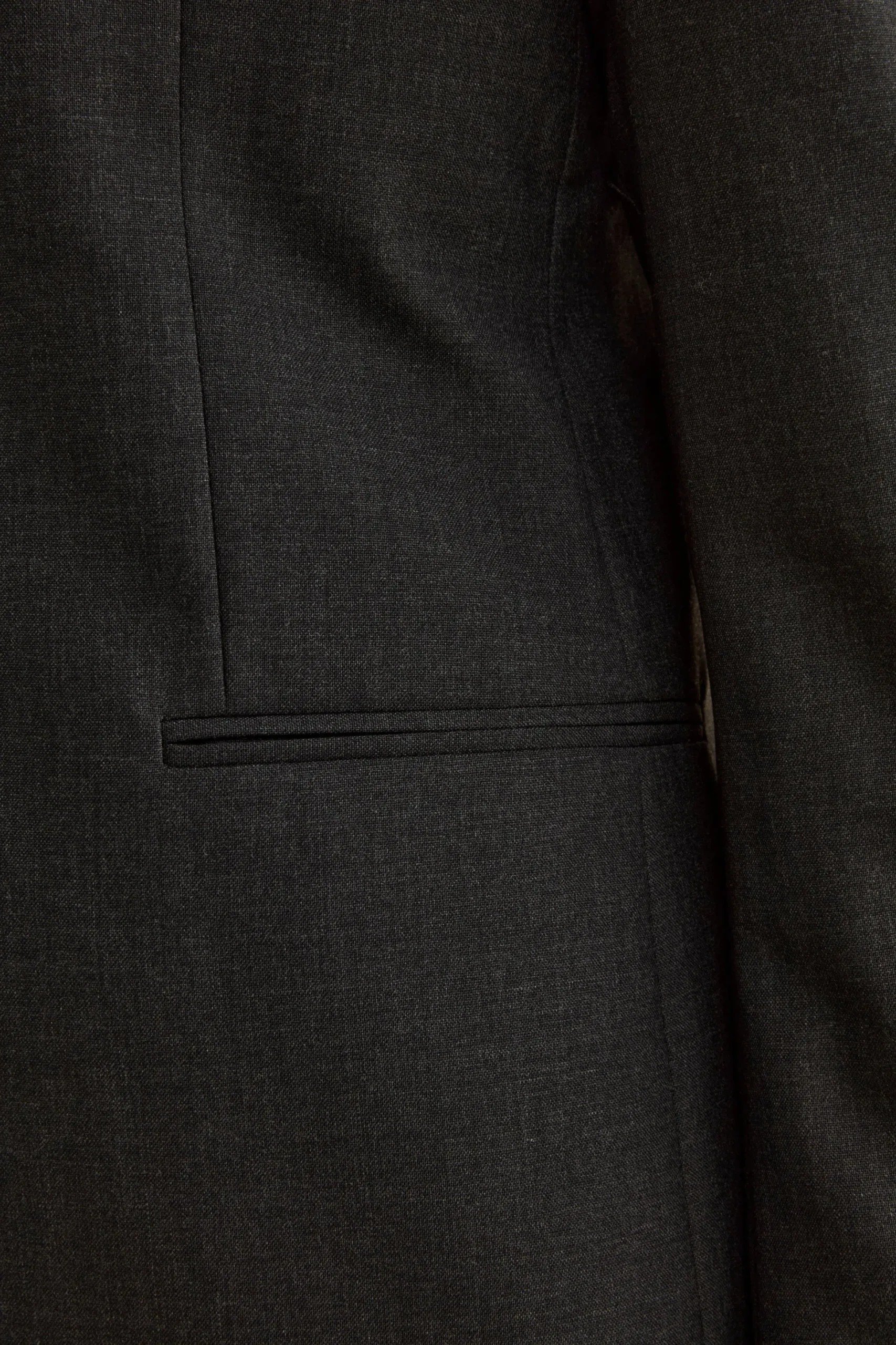 Abito Slim Fit Monopetto Revers a Lancia in Lana Vergine - ANTRACITE