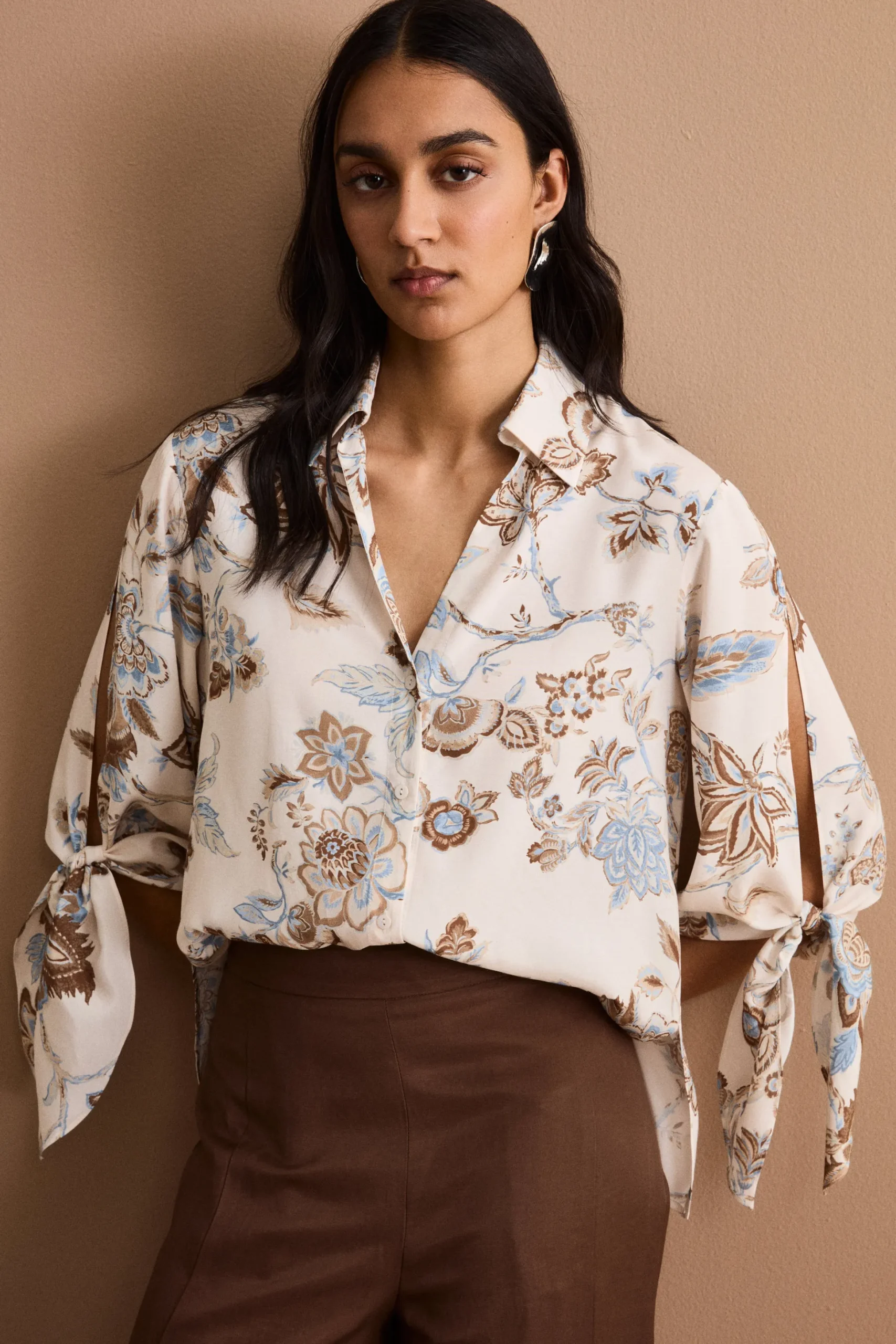 Camicia Habotai da Cerimonia con Fiocco - FANT. MARRONE