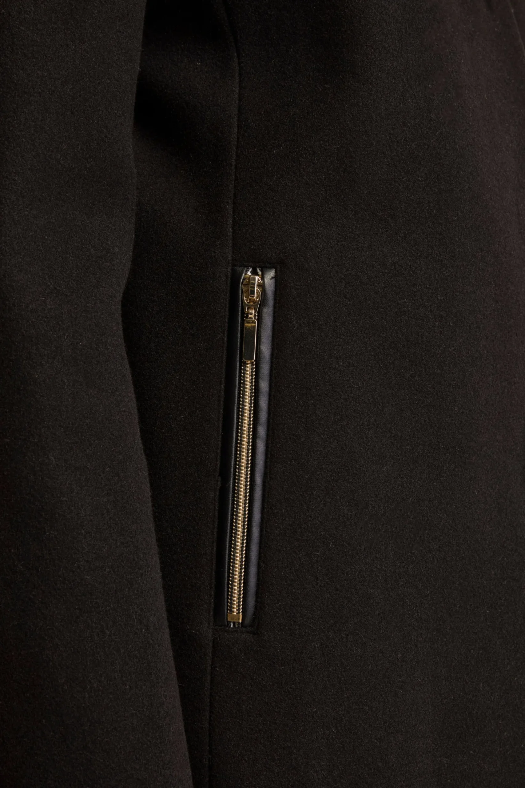 Cappotto Midi in Misto Lana con Alamaro - NERO