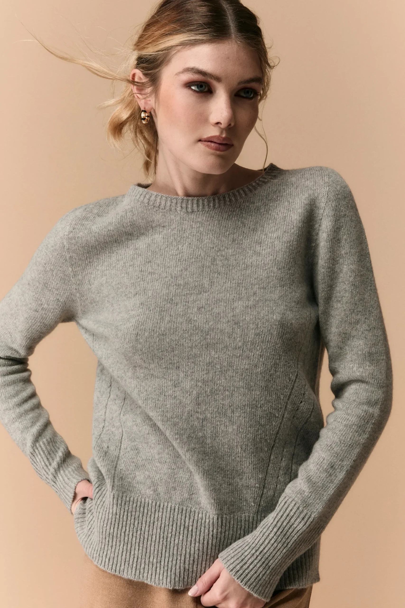 Girocollo Traforato in Lana Merino - GRIGIO CHIARO