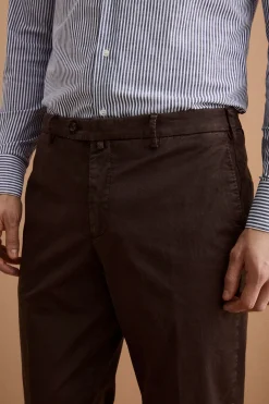 Pantalone Regular Fit in Gabardina di Cotone - MARRONE