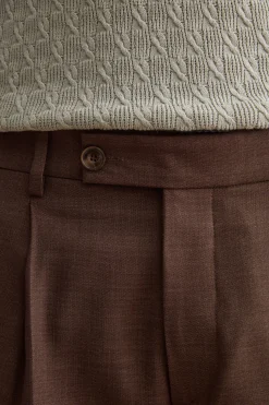 Pantalone Slim Fit in misto lana con Pinces e Risvolto - MARRONE